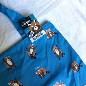 Raccoon Tote bag